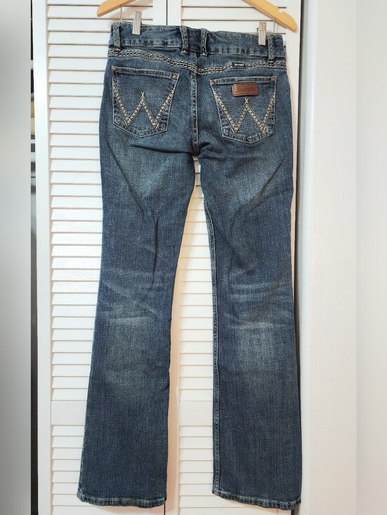Wrangler Denim - Wrangler Women's Blue Bootcut Jeans w/ contrast stitching